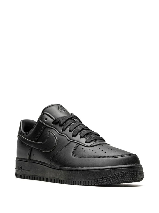 NIKE AIR FORCE 1 FRESH TRIPLE BLACK