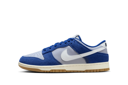 NIKE DUNK LOW DEEP ROYAL BLUE GUM
