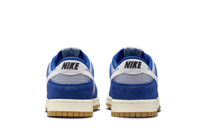 NIKE DUNK LOW DEEP ROYAL BLUE GUM