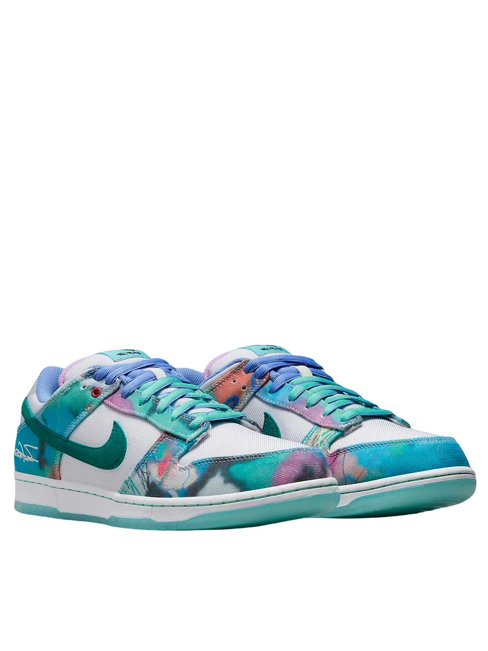 NIKE SB DUNK LOW FUTURA