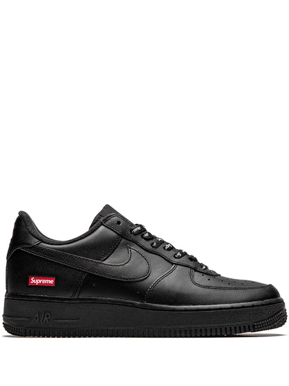 SUPREME X NIKE AIR FORCE 1 TRIPLE BLACK