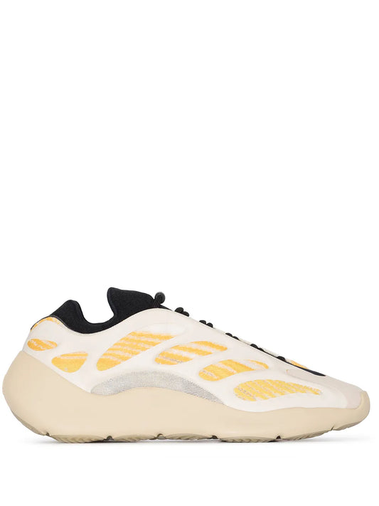YEEZY 700 SAFFLOWER