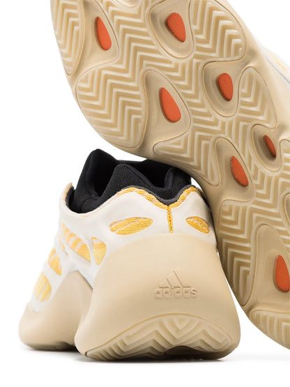 YEEZY 700 SAFFLOWER