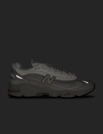 NEW BALANCE 1000 PEARL GREY SUEDE MESH